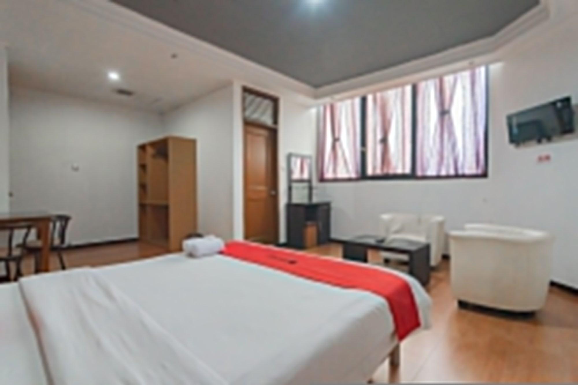 Reddoorz Plus @ Sukamulya Pasteur 2 Bandung Esterno foto