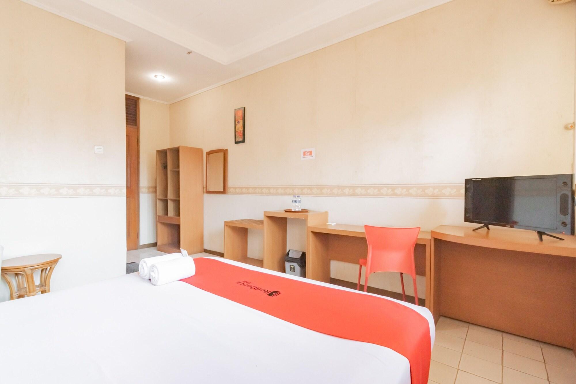 Reddoorz Plus @ Sukamulya Pasteur 2 Bandung Esterno foto