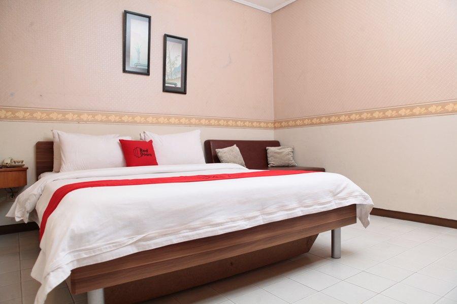 Reddoorz Plus @ Sukamulya Pasteur 2 Bandung Esterno foto