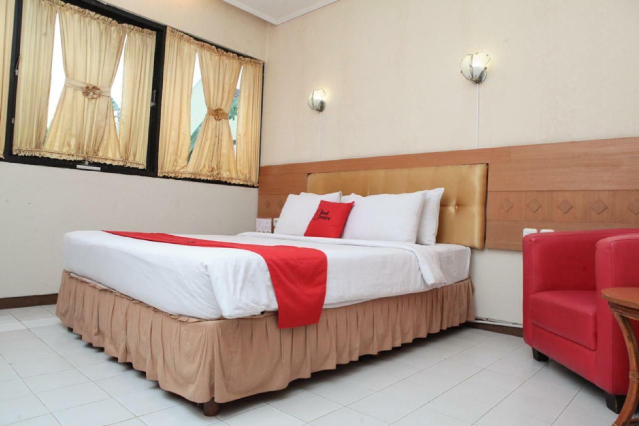 Reddoorz Plus @ Sukamulya Pasteur 2 Bandung Esterno foto